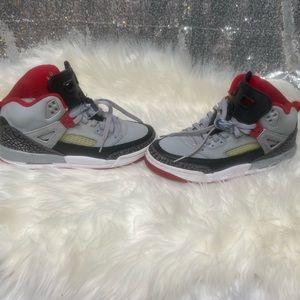 Jordan Spizikes size men 6.5